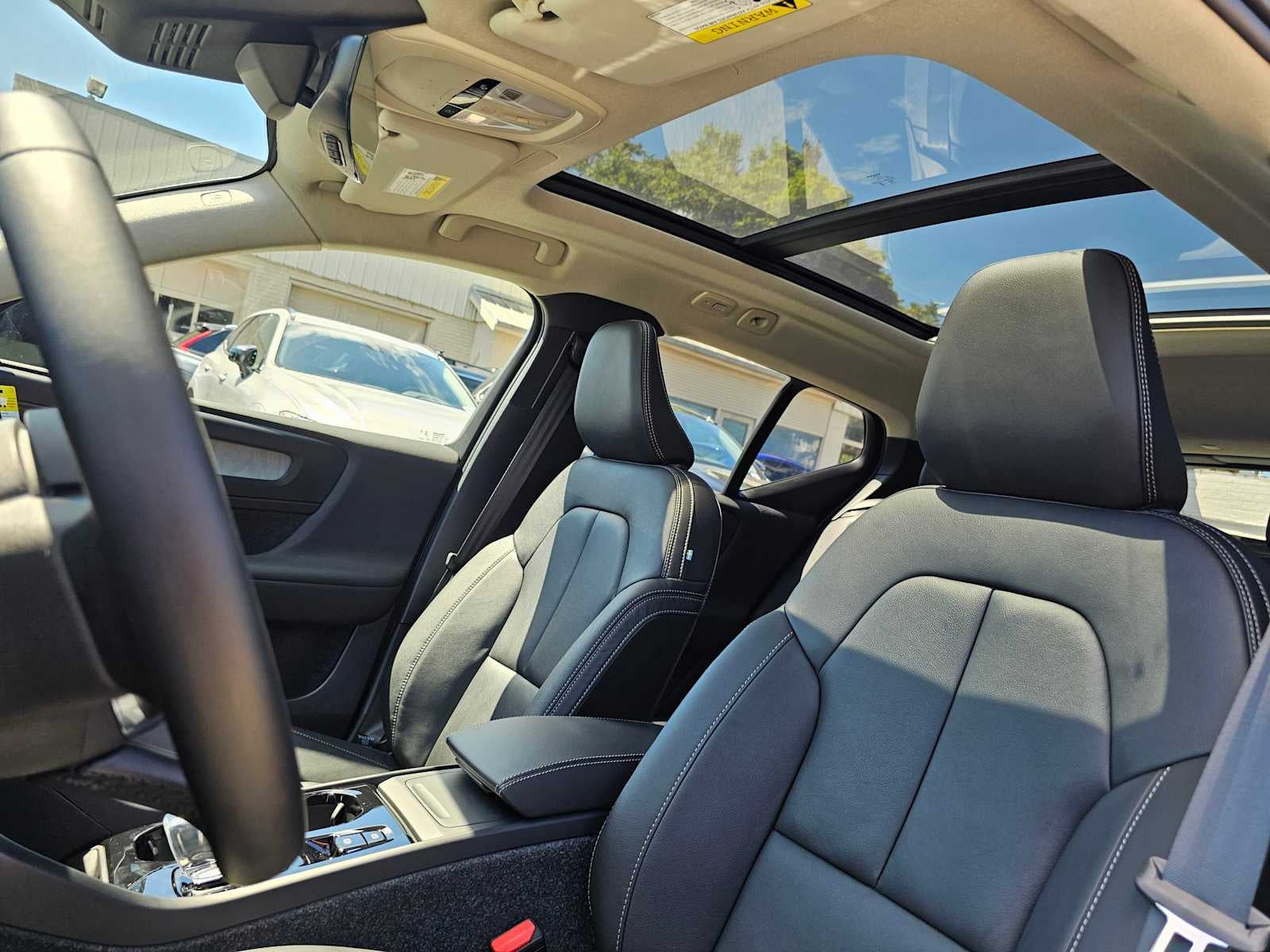 2026 Volvo XC40 Plus