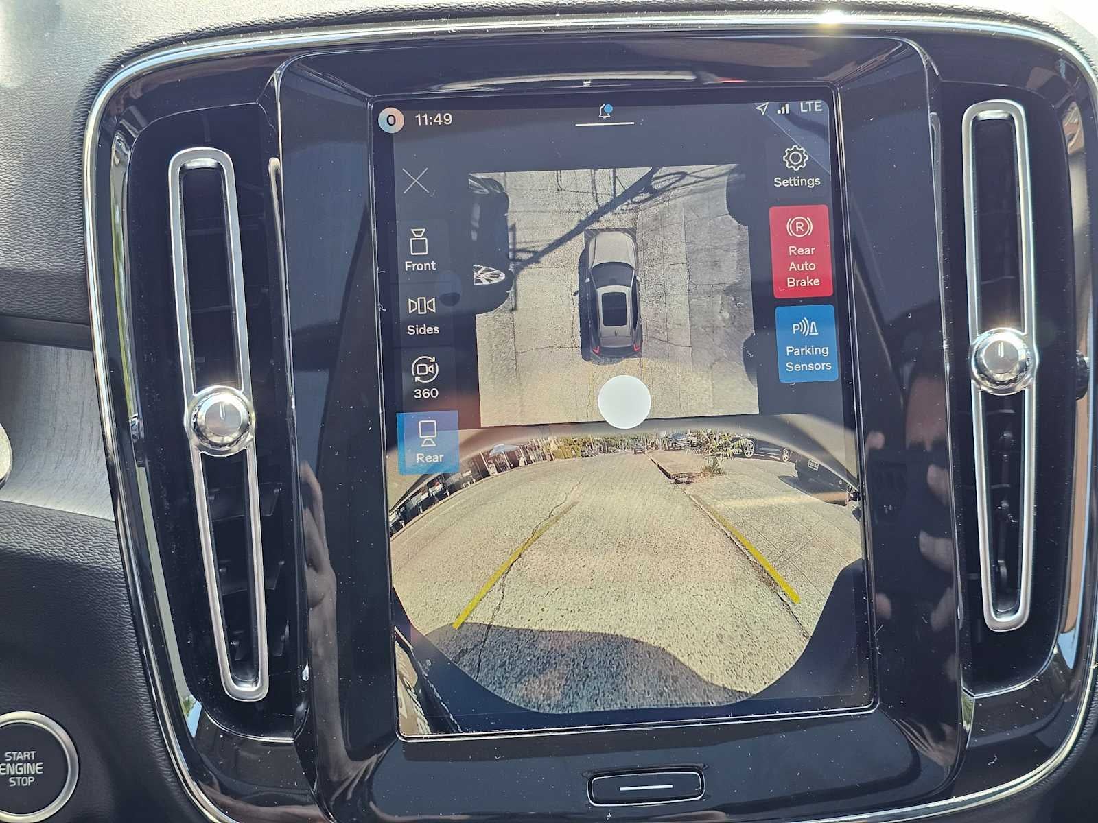 2026 Volvo XC40 Plus