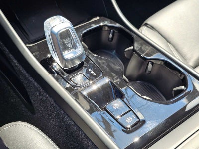 2026 Volvo XC40 Plus