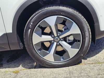 2026 Volvo XC40 Plus