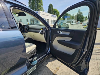 2026 Volvo XC40 Plus