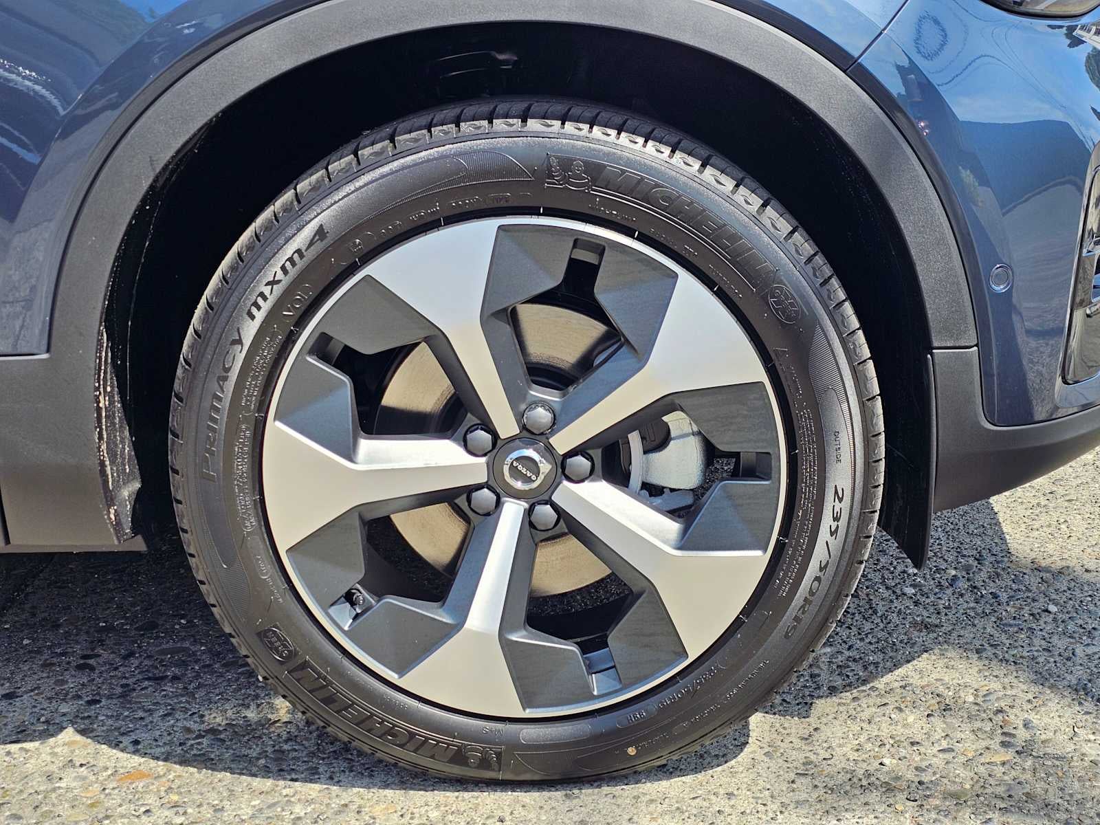 2026 Volvo XC40 Plus