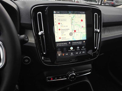 2026 Volvo XC40 Plus
