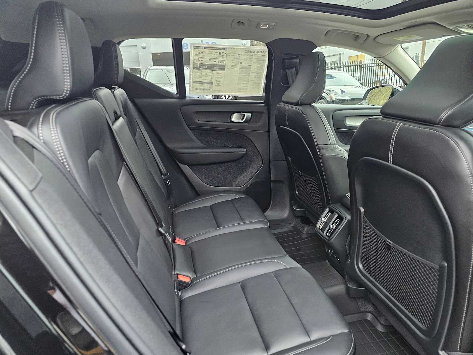 2026 Volvo XC40 Plus
