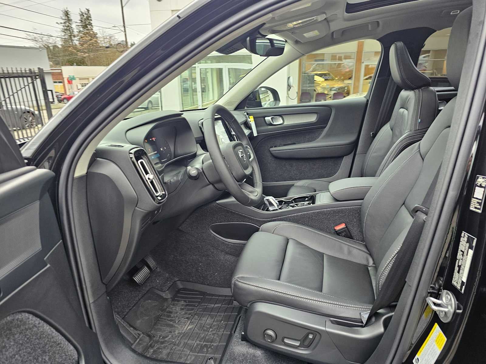 2026 Volvo XC40 Plus
