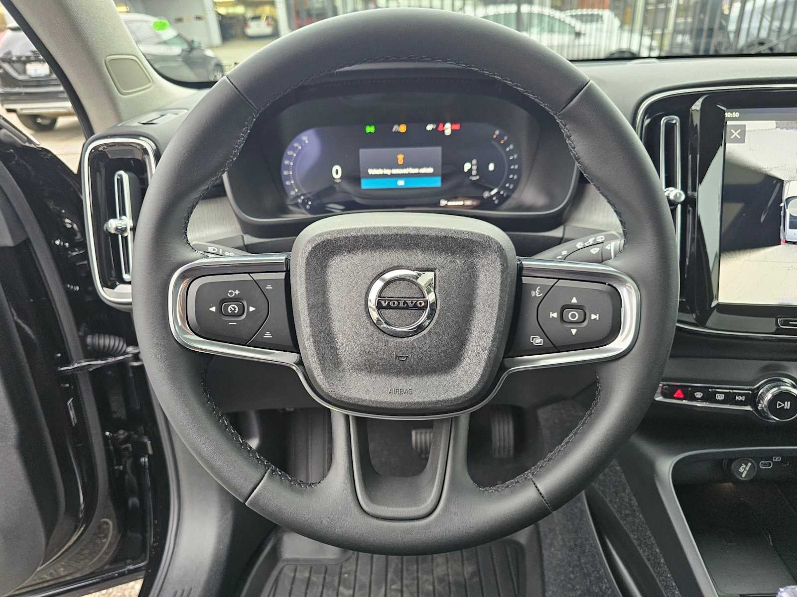 2026 Volvo XC40 Plus
