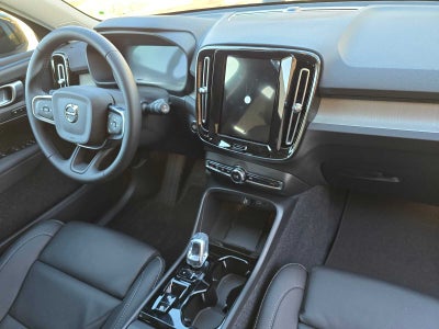 2026 Volvo XC40 Plus