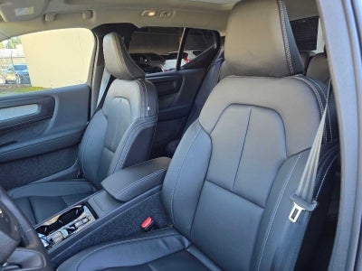 2026 Volvo XC40 Plus