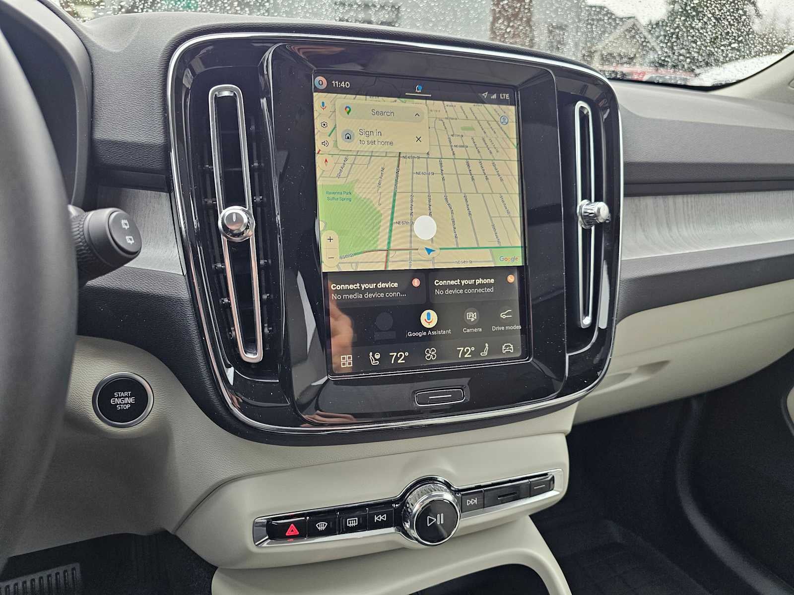2026 Volvo XC40 Plus
