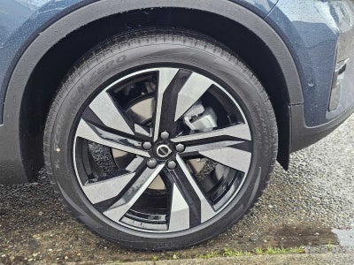 2026 Volvo XC40 Plus