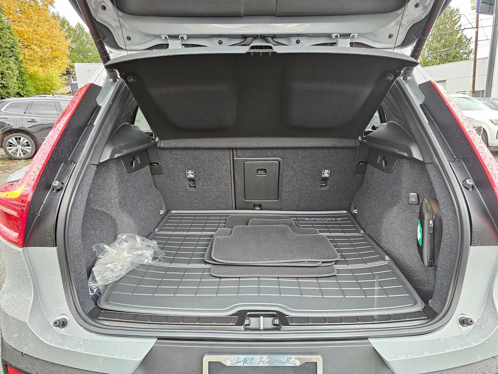 2026 Volvo XC40 Plus