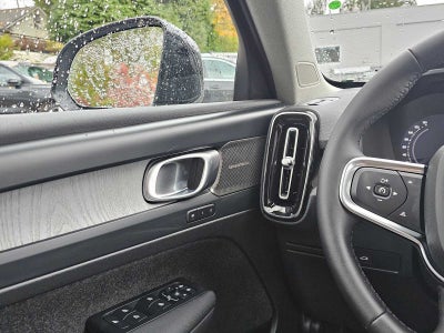 2026 Volvo XC40 Plus