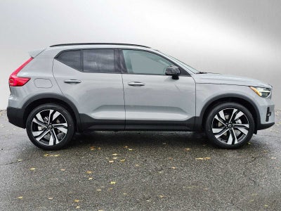 2026 Volvo XC40 Plus