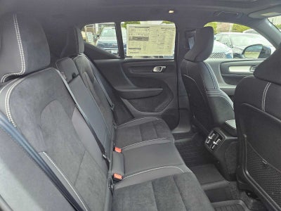2026 Volvo XC40 Ultra Black Edition