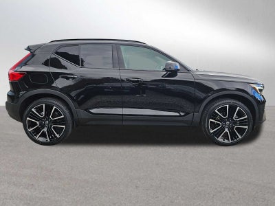 2026 Volvo XC40 Ultra Black Edition