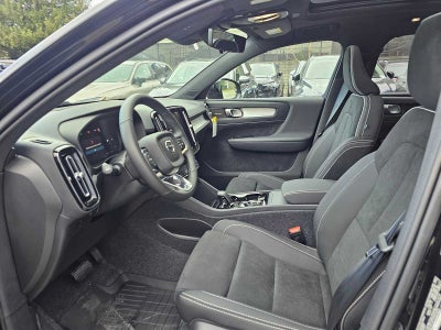 2026 Volvo XC40 Ultra Black Edition