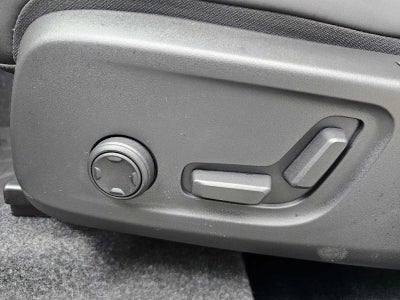 2026 Volvo XC40 Ultra Black Edition