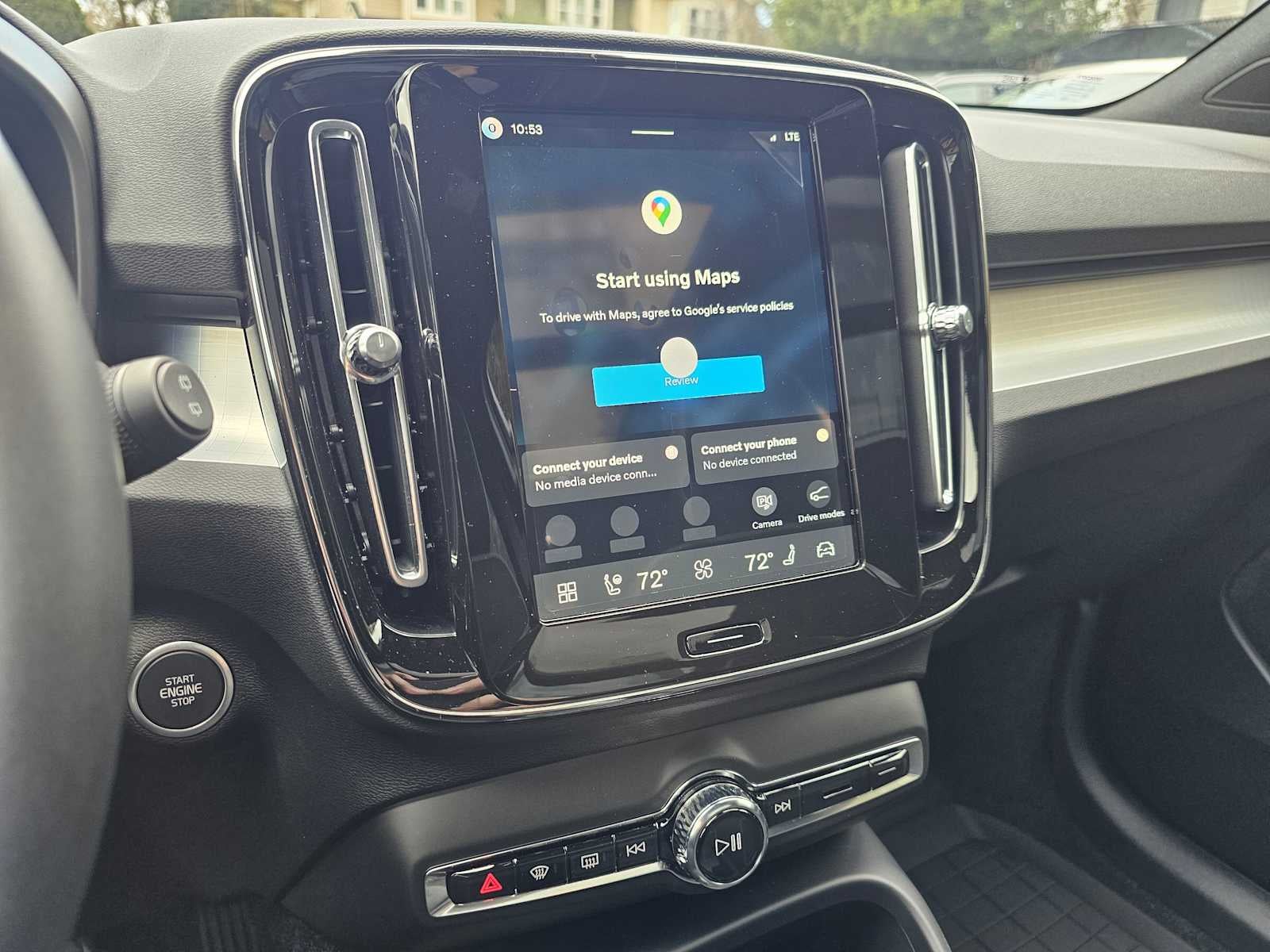 2026 Volvo XC40 Ultra Black Edition