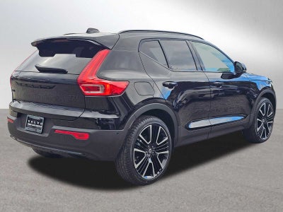 2026 Volvo XC40 Ultra Black Edition