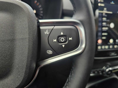 2026 Volvo XC40 Ultra Black Edition