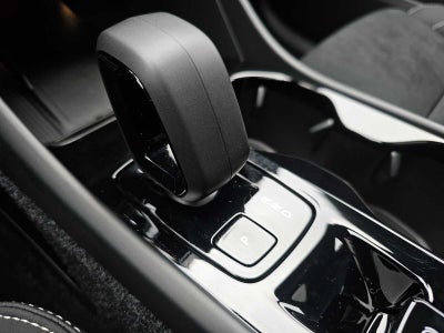 2026 Volvo XC40 Ultra Black Edition