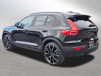 2026 Volvo XC40 Ultra Black Edition