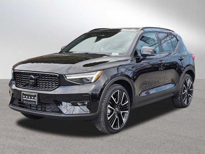 2026 Volvo XC40 Ultra Black Edition