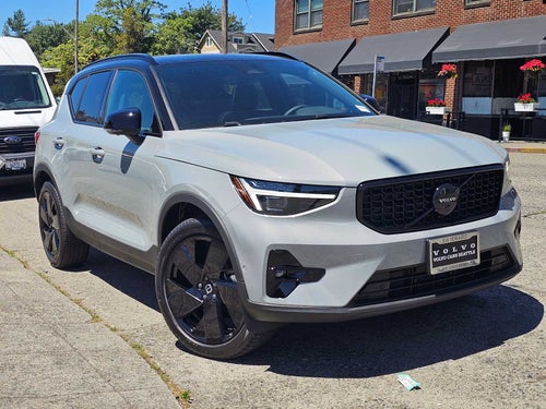 2026 Volvo XC40 Ultra Black Edition