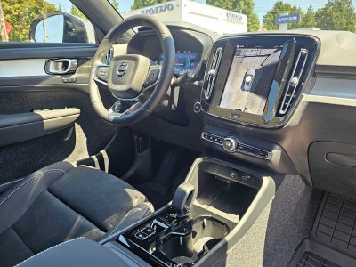 2026 Volvo XC40 Ultra Black Edition