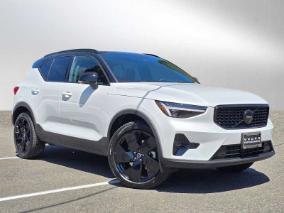 2026 Volvo XC40 Ultra Black Edition