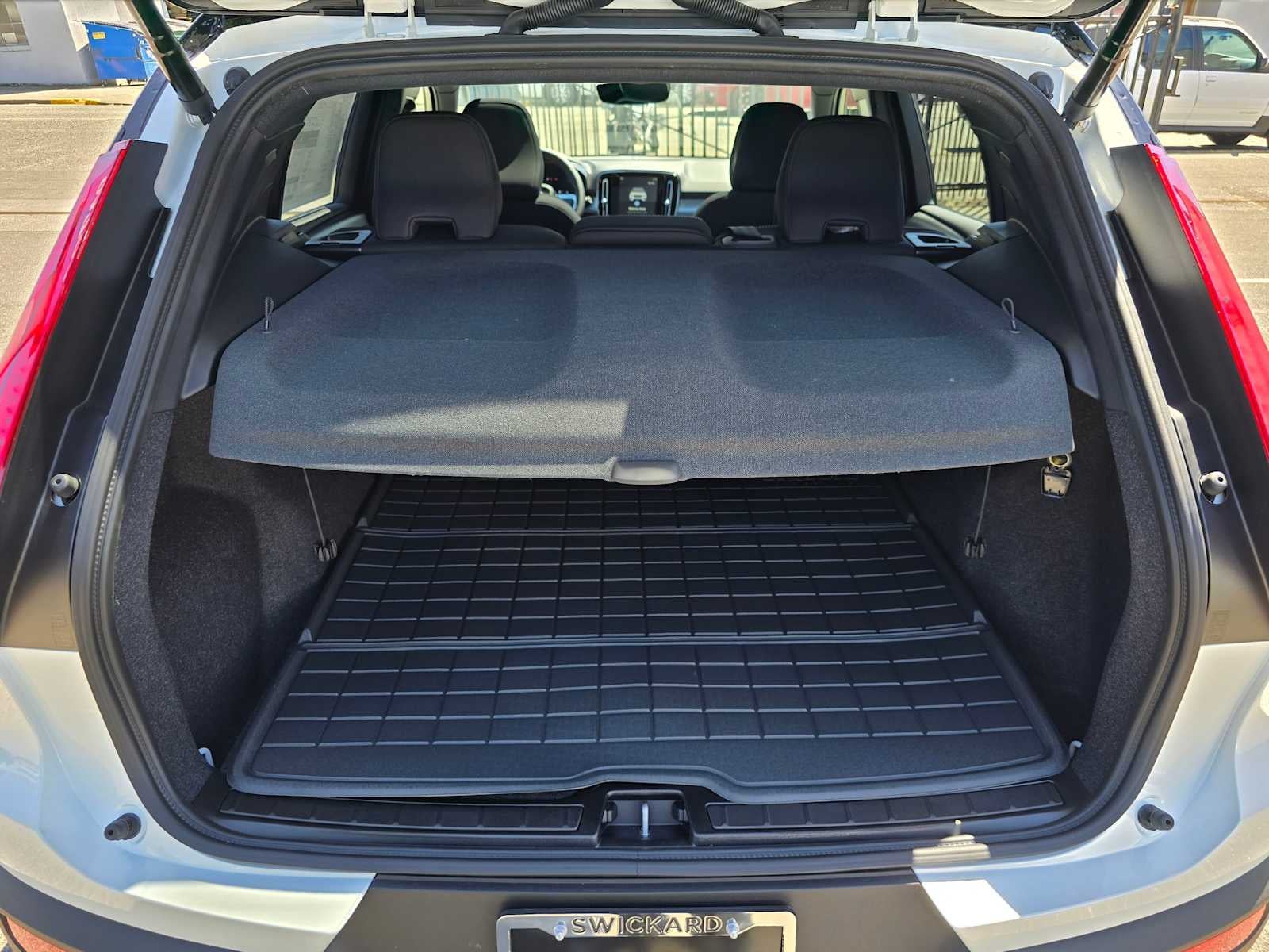 2026 Volvo XC40 Ultra Black Edition