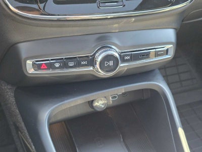 2026 Volvo XC40 Ultra Black Edition