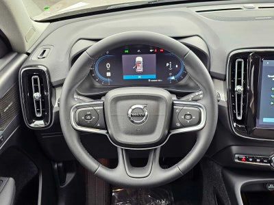 2025 Volvo XC40 Plus Bright Theme