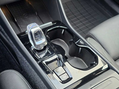 2025 Volvo XC40 Plus Bright Theme