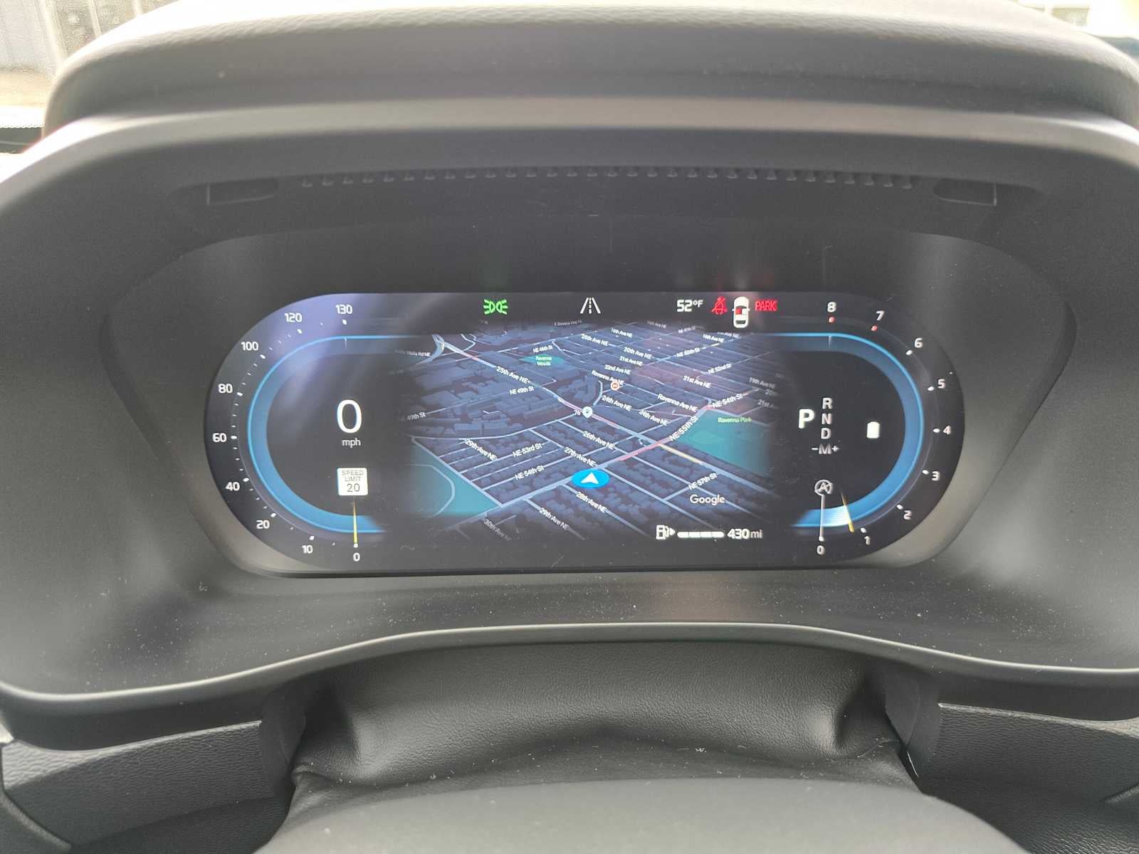 2025 Volvo XC40 Core Bright Theme