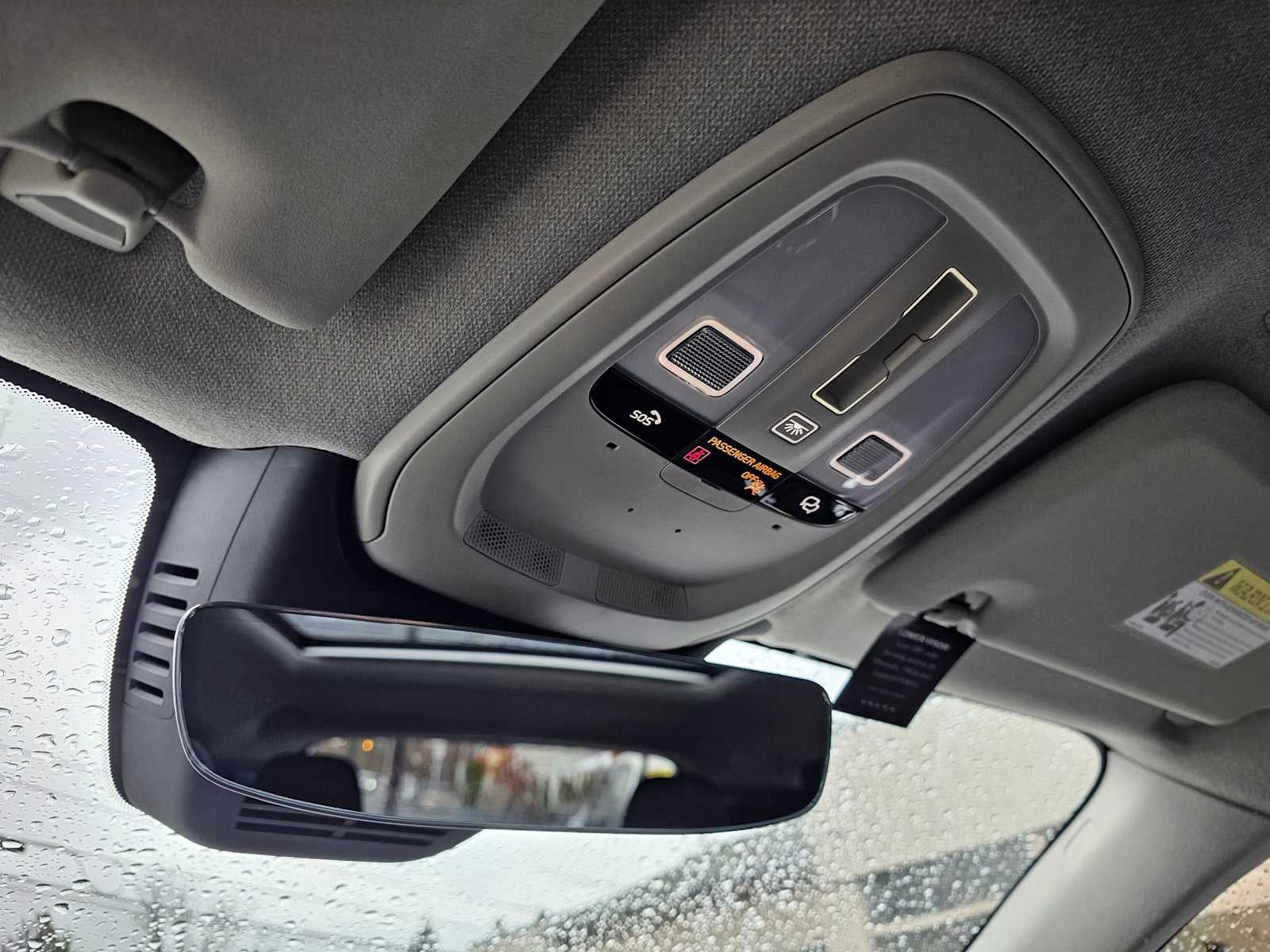 2025 Volvo XC40 Core Bright Theme