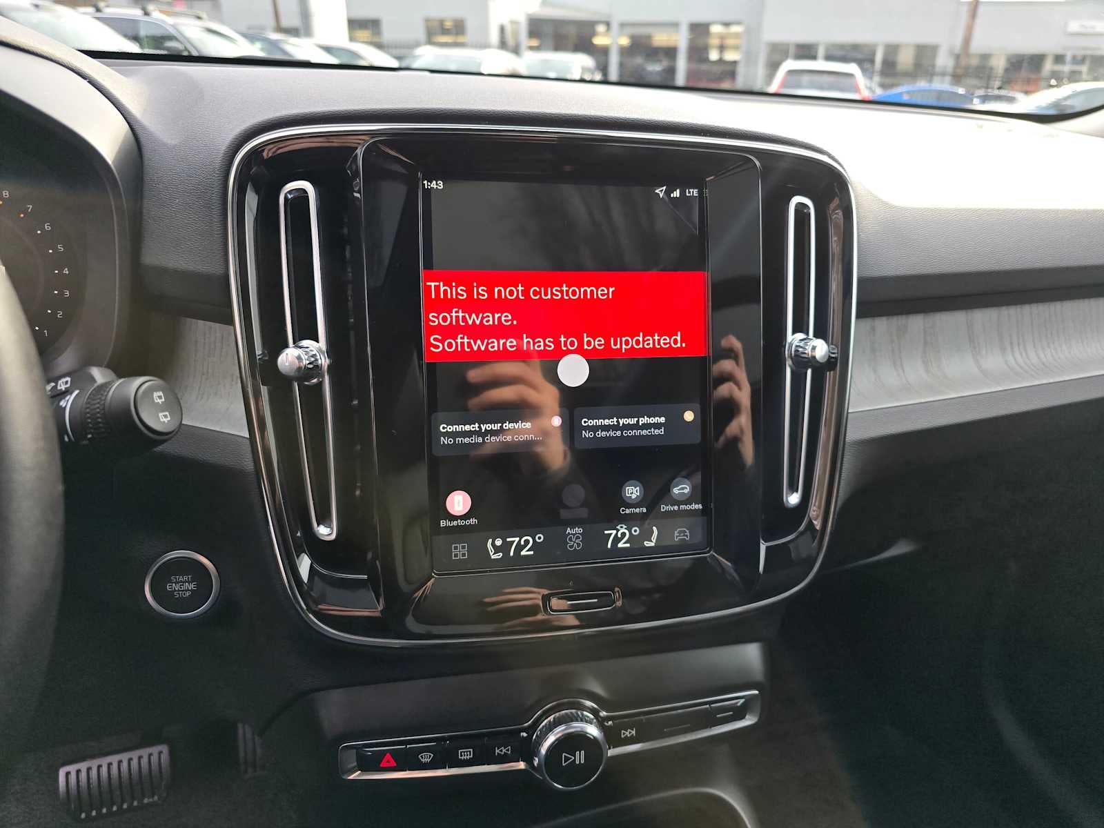 2026 Volvo XC40 Core