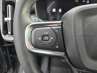 2026 Volvo XC40 Core