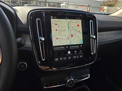 2026 Volvo XC40 Core