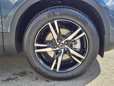 2026 Volvo XC40 Core