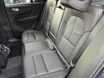 2026 Volvo XC40 Core