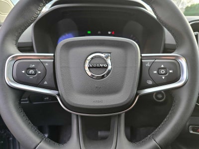 2026 Volvo XC40 Core