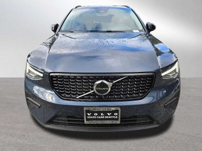 2026 Volvo XC40 Core