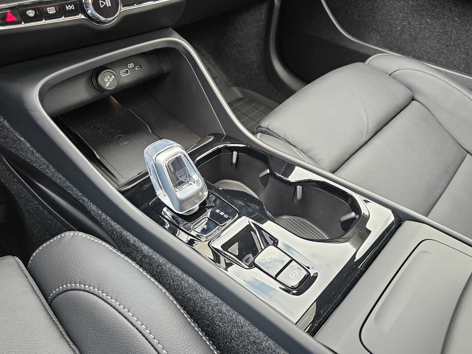 2026 Volvo XC40 Ultra