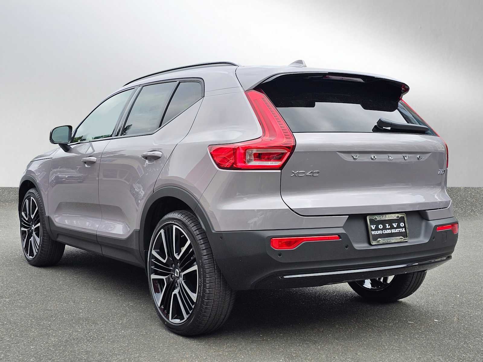 2026 Volvo XC40 Ultra