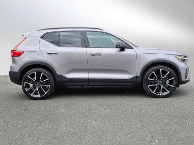 2026 Volvo XC40 Ultra