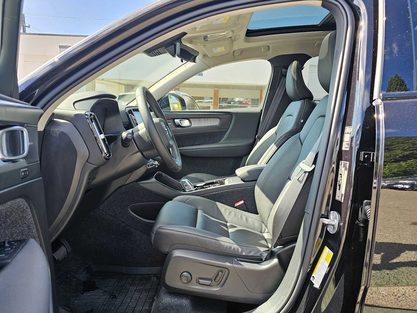 2026 Volvo XC40 Ultra