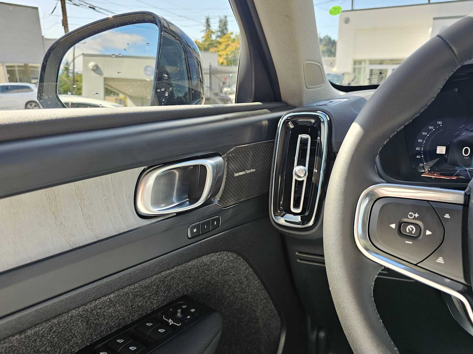 2026 Volvo XC40 Ultra