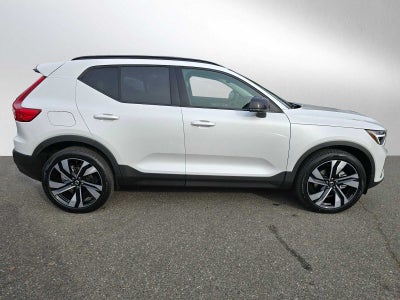 2026 Volvo XC40 Ultra