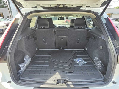 2025 Volvo XC40 Ultra Dark Theme
